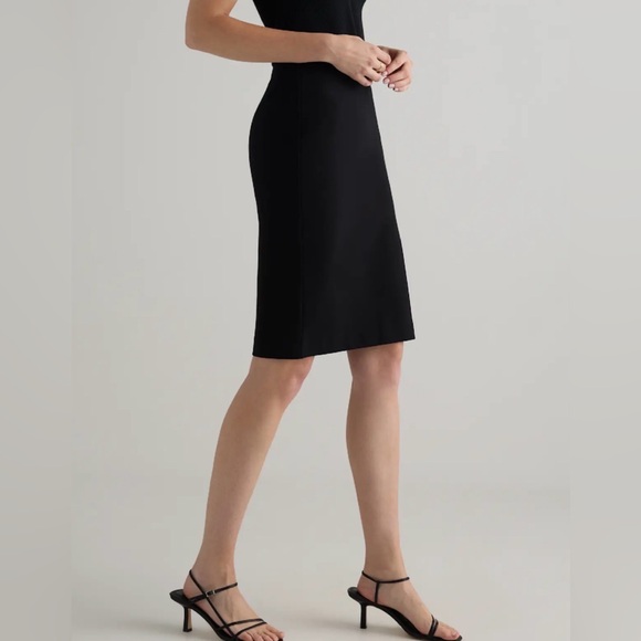 NWT Quince Ultra-Stretch Ponte Pencil Skirt Black Women’s Large - Picture 3 of 10